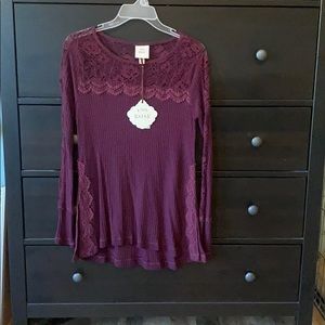 Long thermal with lace detail